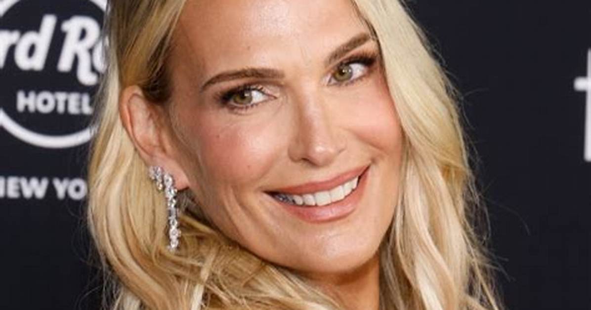 Molly Sims on Infertility: ‘I Don’t Want It to Be Some Dirty Little Secret’