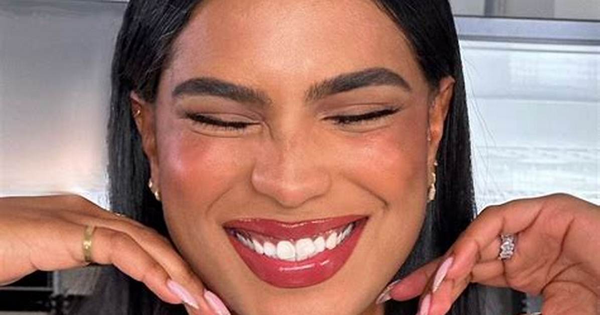Monet Mcmichael - Age, Family, Bio