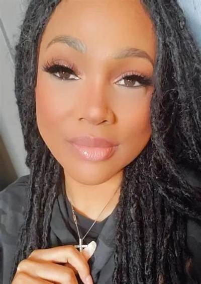 Monie Love - Age, Family, Bio