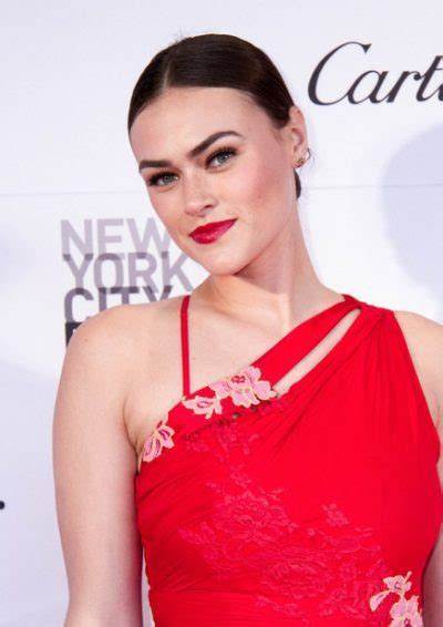 Myla Dalbesio Net Worth - Wiki, Age, Weight and Height, Relationships, Family, and More