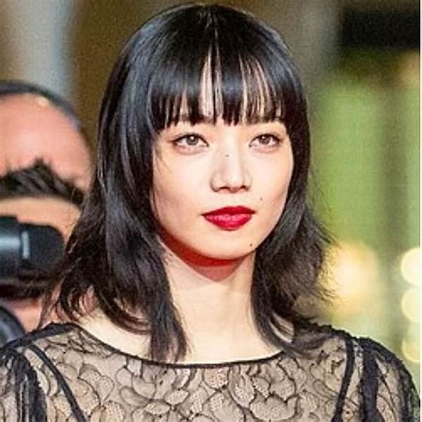 Nana Komatsu Height, Weight, Net Worth, Age, Birthday, Wikipedia, Who, Nationality, Biography