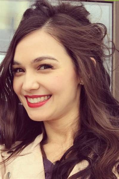 Natalie Jongjaroenlarp Bio (Wiki)