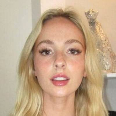 Natalie Reynolds - Trivia, Family, Bio