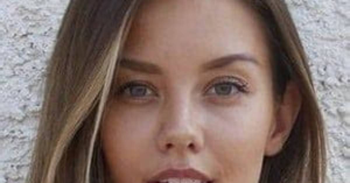 Nicola Cavanis - Age, Family, Bio