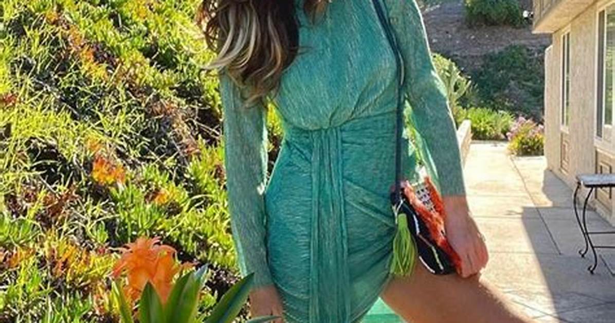Nikki Novak - Trivia, Family, Bio