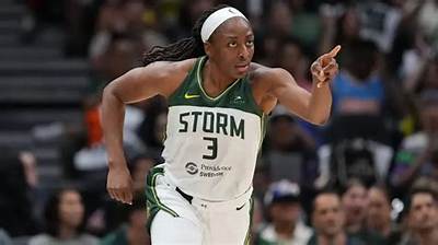 Nneka Ogwumike Bio (Wiki)