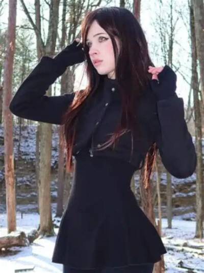 Nora Fawn Height, Weight, Net Worth, Age, Birthday, Wikipedia, Who, Instagram, Biography