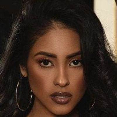 Nurys Mateo - Age, Family, Bio