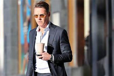 Oliver Curtis Height, Weight, Net Worth, Age, Birthday, Wikipedia, Who, Instagram, Biography