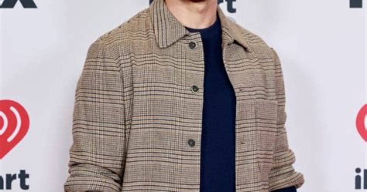 Oliver Stark Net Worth - Wiki, Age, Weight and Height, Relationships, Family, and More
