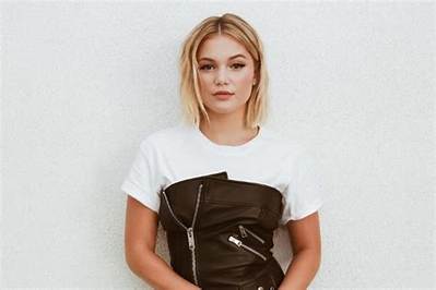 Olivia Holt Bio (Wiki)