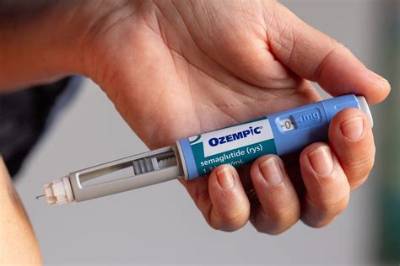 “Ozempic’s a Hellava Drug”: Ron Desantis Bobblehead Video Sparks Hilarious Reactions Online
