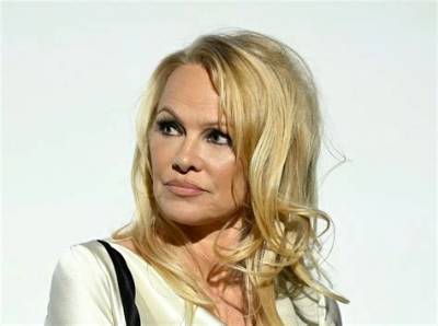 Pamela Anderson Height, Weight, Net Worth, Age, Birthday, Wikipedia, Who, Nationality, Biography