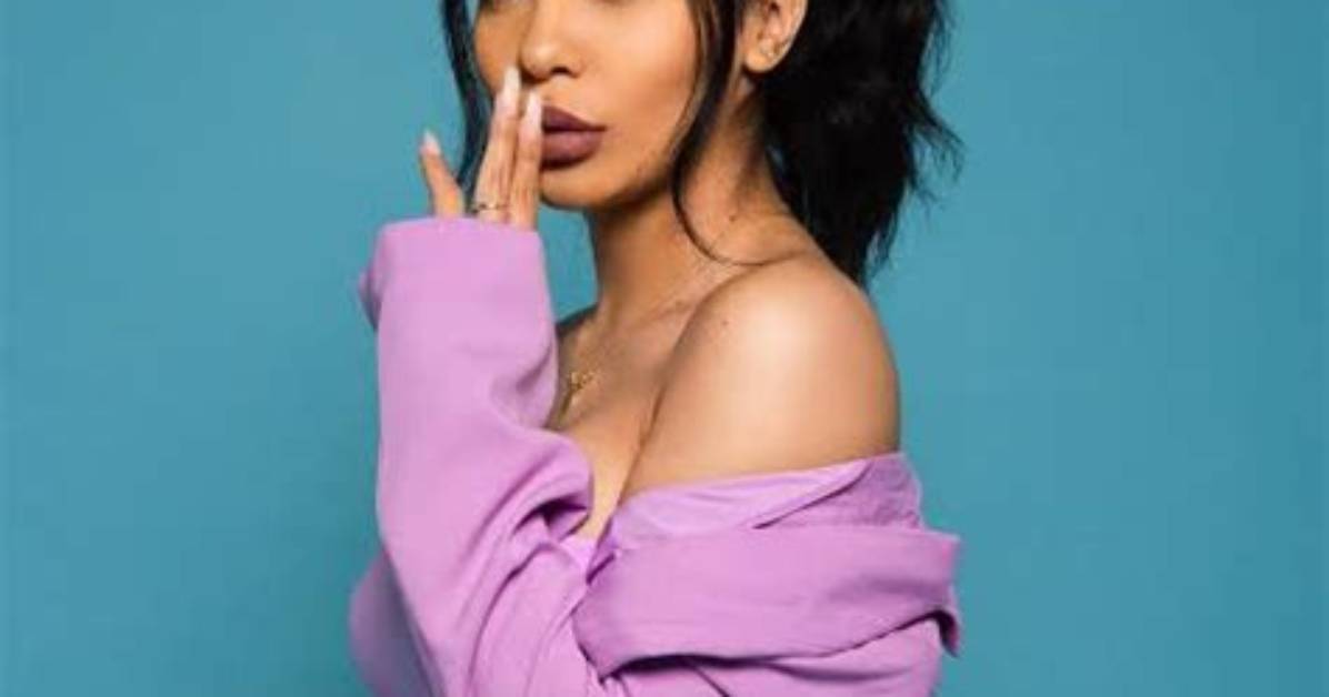 Pao Castillo - Age, Family, Bio