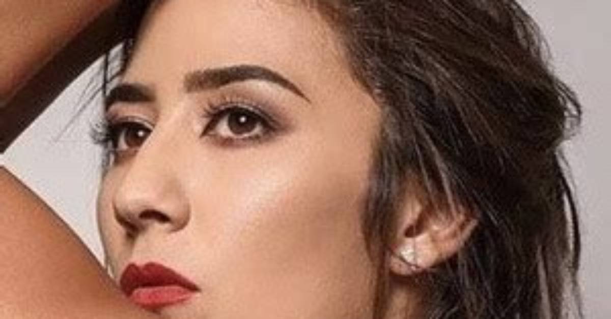 Paulette Gallardo - Age, Family, Bio