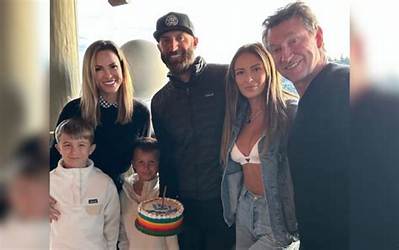 Paulina Gretzky - Age, Family, Bio