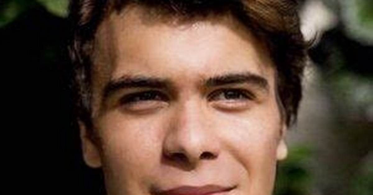 Pearce Joza - Age, Family, Bio