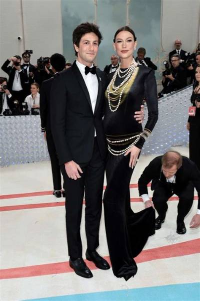 People: Karlie Kloss & Joshua Kushner Are Expecting Their First Child