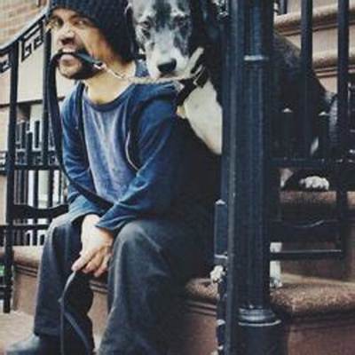 Peter Dinklage Pets - Celebrity Pets