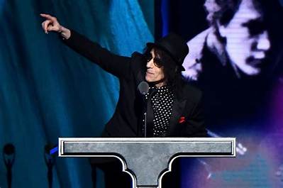 Peter Wolf Net Worth - Wiki, Age, Weight and Height, Relationships, Family, and More