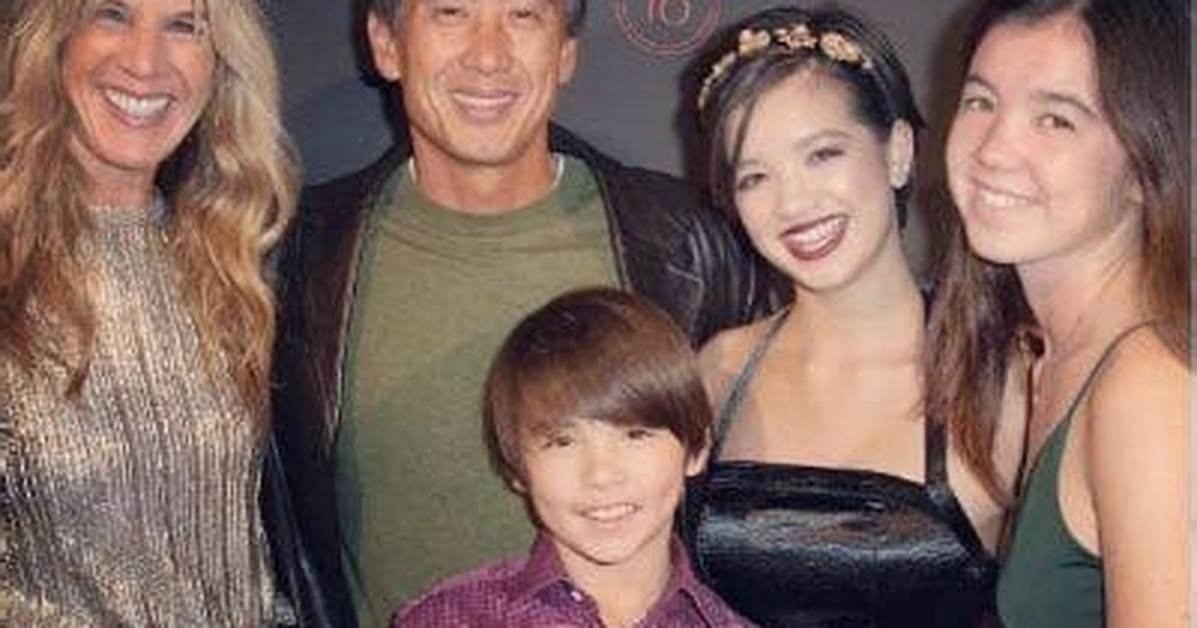 Peyton Elizabeth Lee Parents and Two Siblings Are Her Loving Family Members
