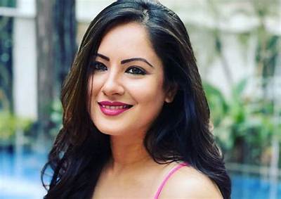 Pooja Banerjee Height, Weight, Net Worth, Age, Birthday, Wikipedia, Who, Nationality, Biography