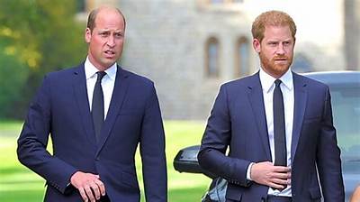 Prince William ‘Is Not Leaning on Too Many Others’ During Kate’s Illness