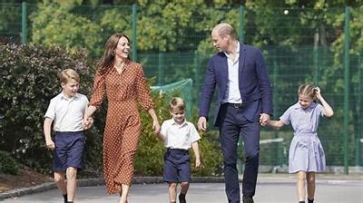 Prince William & Kate Are ‘Trying to Secure Royal Lodge for Their Family’