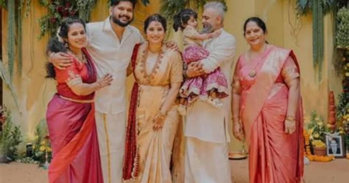 Priyanka Deshpande - Age, Family, Bio