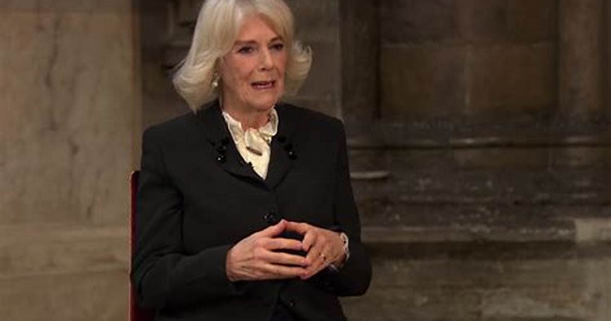 Queen Camilla to Immigrant Children: ‘You Speak Very Good English’