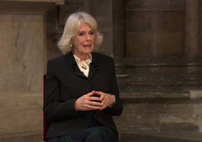 Queen Camilla to Immigrant Children: ‘You Speak Very Good English’