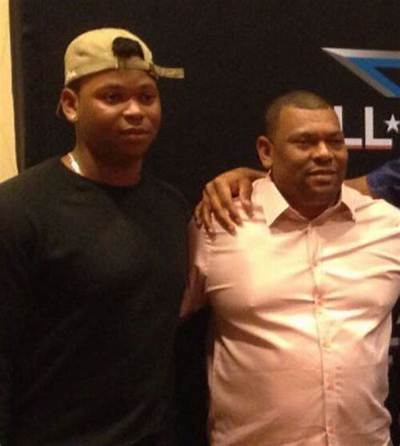 Rafael Devers Dominican Family with Parents Lucrecia García and Rafael Devers Sr