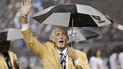 Ray Guy Net Worth 2022: Wife Beverly Guy and Family of 2 Kids