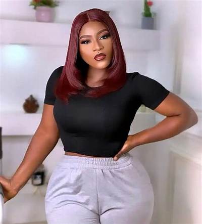 Reactions as Actress Destiny Etiko Shuts Down Lizzy Gold’s Birthday Party.