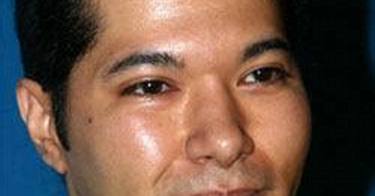 Renoly Santiago - Age, Family, Bio