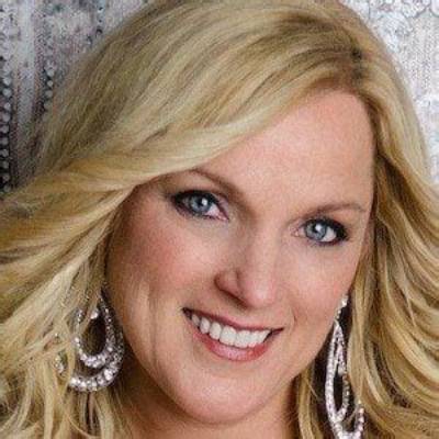 Rhonda Vincent - Age, Family, Bio