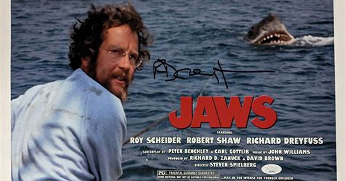 Richard Dreyfuss Saw the Jaws Broadway Show, Called It ‘Pretty Awful’