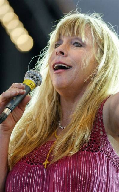Rickie Lee Jones Net Worth - Wiki, Age, Weight and Height, Relationships, Family, and More