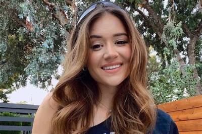 Riley Lewis – Starting a Career as a Tiktok Star and a Youtuber, Now Steps into Acting. Know About Her Pleasant Relationship with Tyler Phillips!