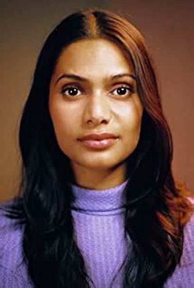 Rizelle Januk Height, Weight, Net Worth, Age, Birthday, Wikipedia, Who, Nationality, Biography