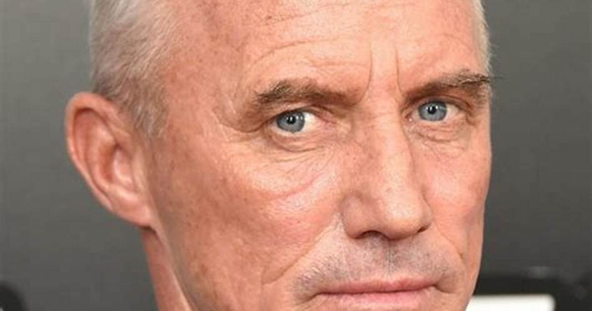 Robert John Burke Bio (Wiki)