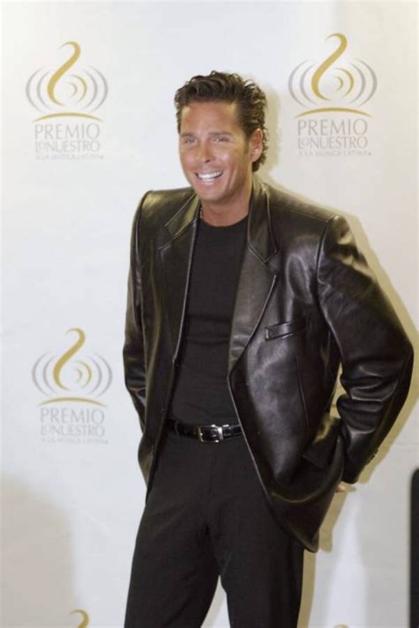 Roberto Palazuelos Net Worth - Wiki, Age, Weight and Height, Relationships, Family, and More