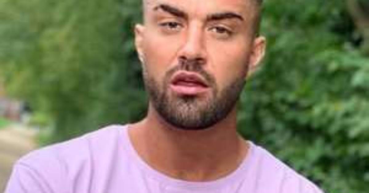 Rogan O'connor - Age, Family, Bio