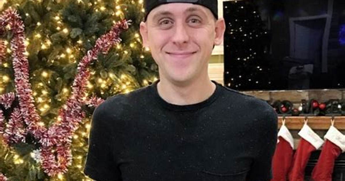Roman Atwood Bio (Wiki)