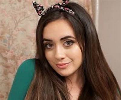 Rosa Veronica - Age, Family, Bio