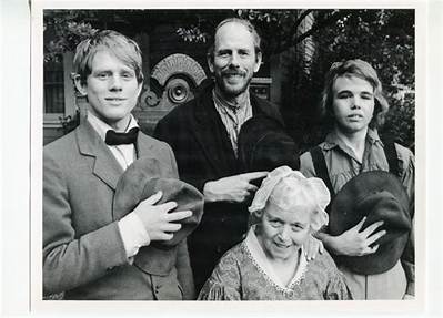 Roscripts - Trivia, Family, Bio