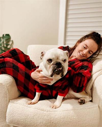 Rose Lavelle Pets - Celebrity Pets
