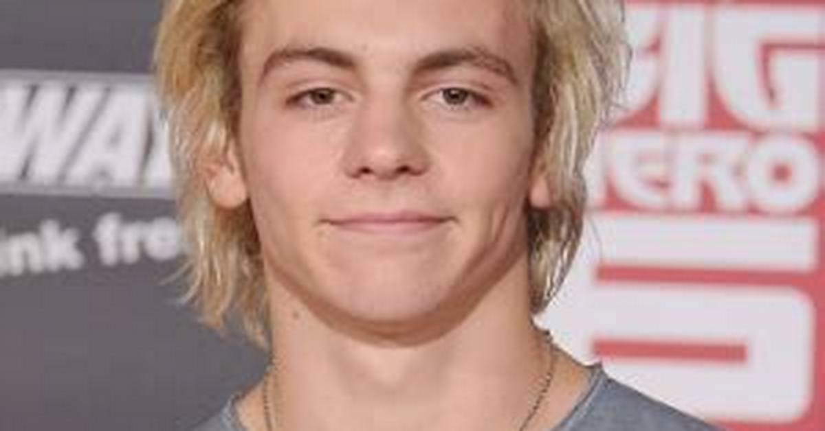 Ross Lynch Bio (Wiki)