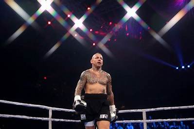 Ross Pearson Bio (Wiki)