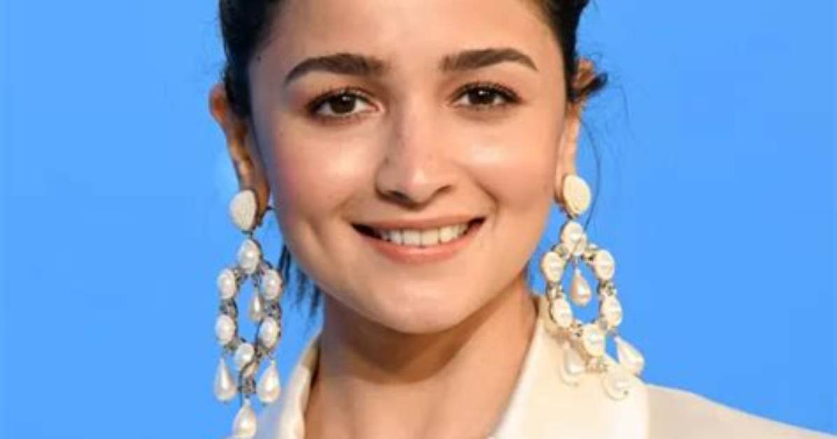 Rutvi Bhatt Height, Weight, Net Worth, Age, Birthday, Wikipedia, Who, Nationality, Biography